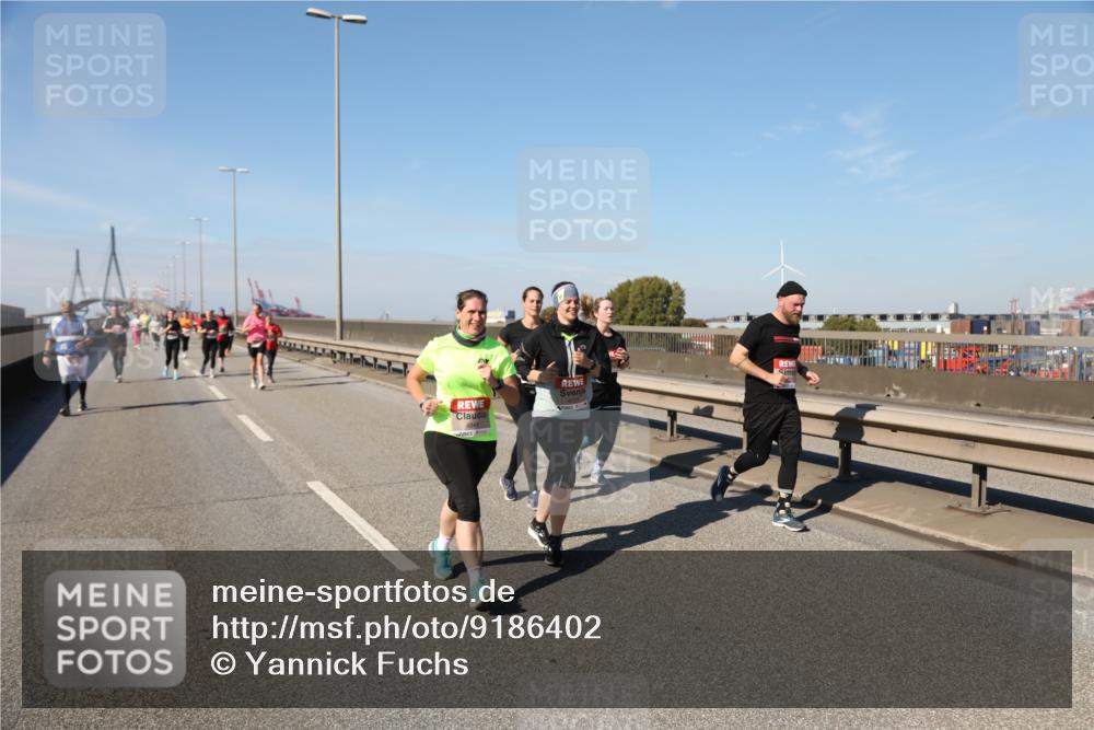 03.10.2025 - Köhlbrandbrückenlauf Yannick Fuchs http://msf.ph/oto/9186402 03.10.2025 12:05:37 Position 3  meine-sportfotos.de