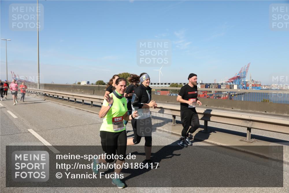 03.10.2025 - Köhlbrandbrückenlauf Yannick Fuchs http://msf.ph/oto/9186417 03.10.2025 12:05:38 Position 3 4844 meine-sportfotos.de