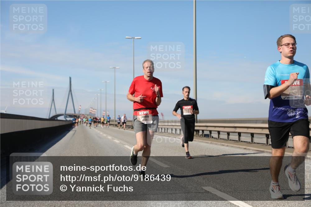 03.10.2025 - Köhlbrandbrückenlauf Yannick Fuchs http://msf.ph/oto/9186439 03.10.2025 11:44:42 Position 3 6464, 6760 meine-sportfotos.de