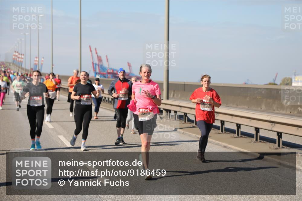 03.10.2025 - Köhlbrandbrückenlauf Yannick Fuchs http://msf.ph/oto/9186459 03.10.2025 12:05:40 Position 3 6140, 5470 meine-sportfotos.de