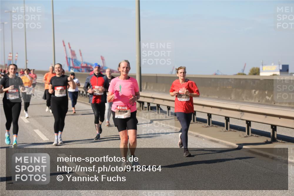 03.10.2025 - Köhlbrandbrückenlauf Yannick Fuchs http://msf.ph/oto/9186464 03.10.2025 12:05:40 Position 3 6140, 5470 meine-sportfotos.de