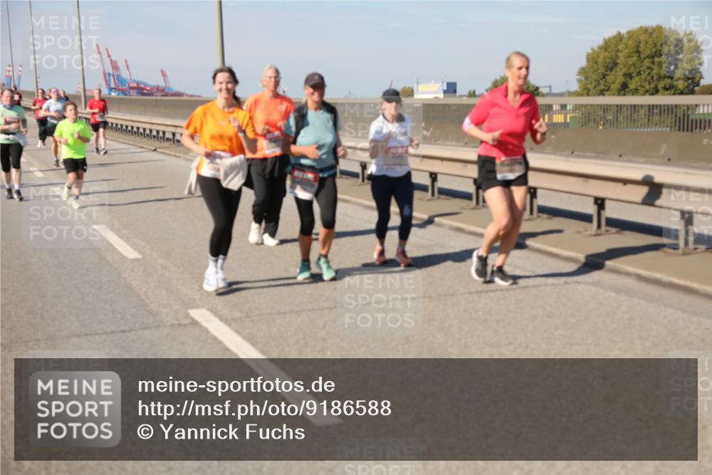 03.10.2025 - Köhlbrandbrückenlauf Yannick Fuchs http://msf.ph/oto/9186588 03.10.2025 12:05:47 Position 3  meine-sportfotos.de