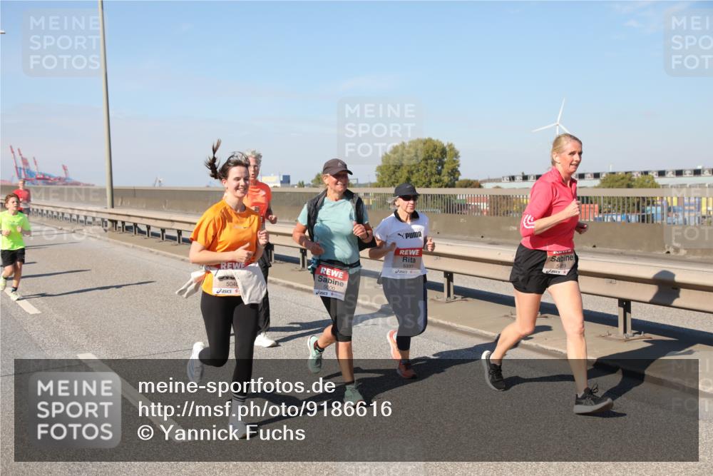 03.10.2025 - Köhlbrandbrückenlauf Yannick Fuchs http://msf.ph/oto/9186616 03.10.2025 12:05:48 Position 3 5040, 5000, 5337, 5669 meine-sportfotos.de