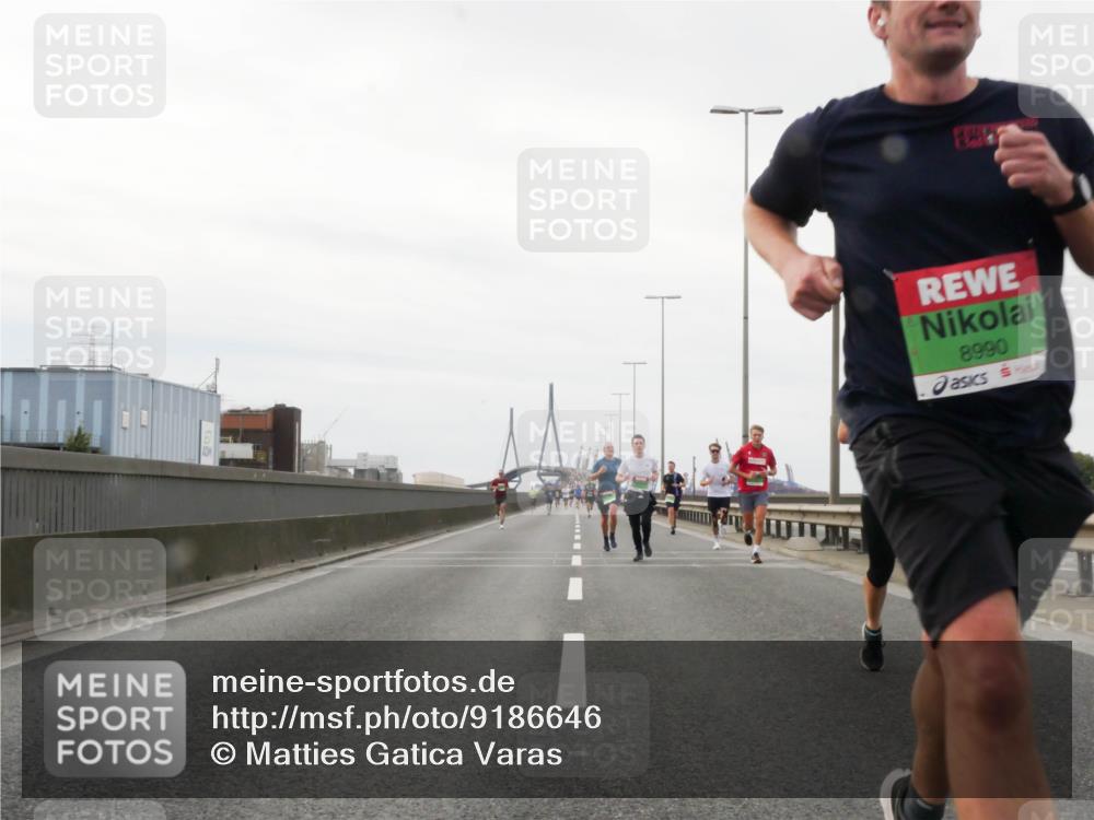 03.10.2025 - Köhlbrandbrückenlauf Matties Gatica Varas http://msf.ph/oto/9186646 03.10.2025 15:47:10 Position 3 8990 meine-sportfotos.de