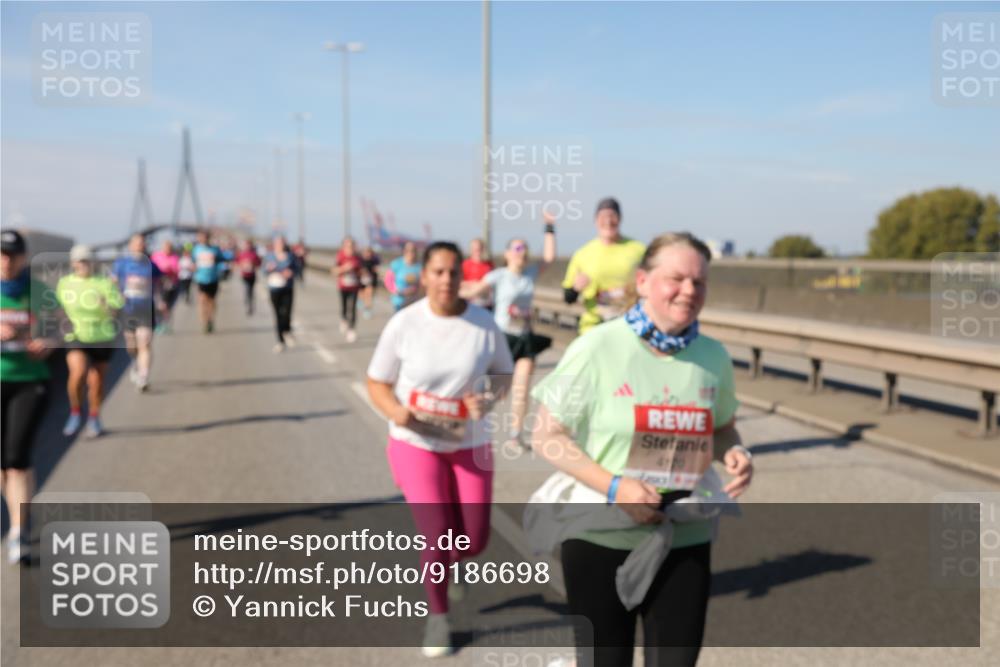 03.10.2025 - Köhlbrandbrückenlauf Yannick Fuchs http://msf.ph/oto/9186698 03.10.2025 12:05:52 Position 3  meine-sportfotos.de