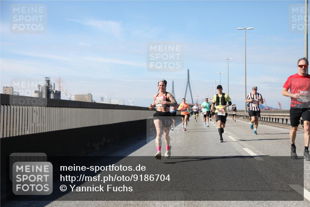 03.10.2025 - Köhlbrandbrückenlauf Yannick Fuchs http://msf.ph/oto/9186704 03.10.2025 11:45:04 Position 3 5779 meine-sportfotos.de