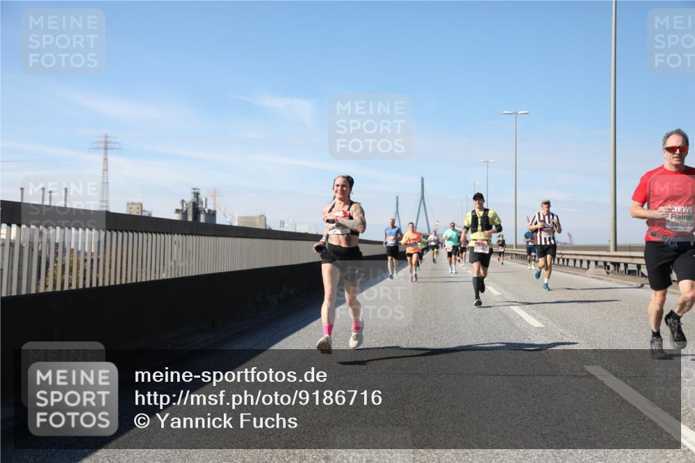 03.10.2025 - Köhlbrandbrückenlauf Yannick Fuchs http://msf.ph/oto/9186716 03.10.2025 11:45:05 Position 3 6779 meine-sportfotos.de