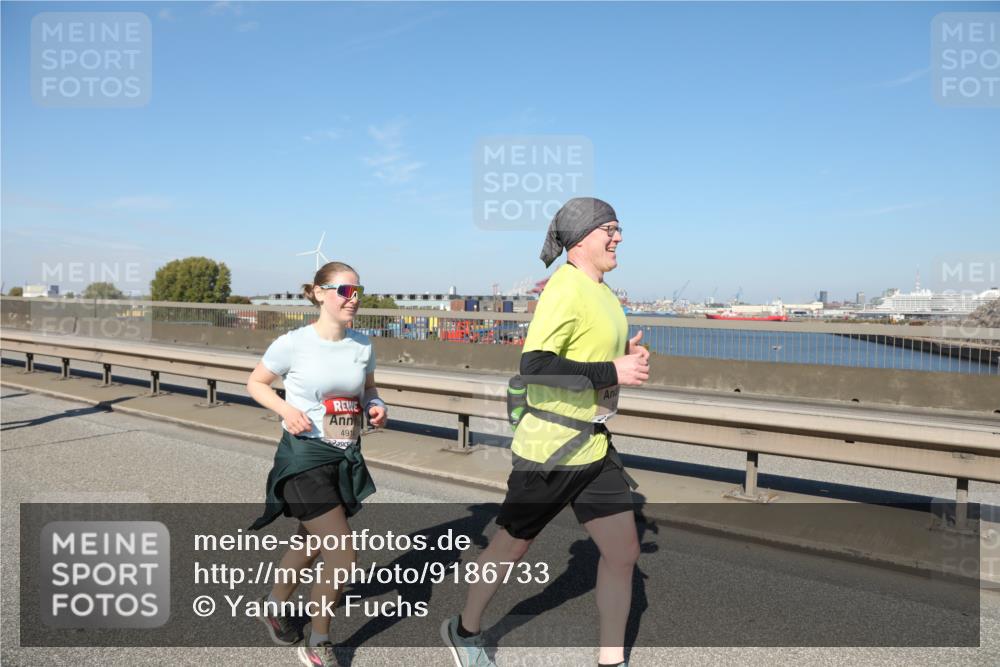 03.10.2025 - Köhlbrandbrückenlauf Yannick Fuchs http://msf.ph/oto/9186733 03.10.2025 12:05:55 Position 3 491 meine-sportfotos.de