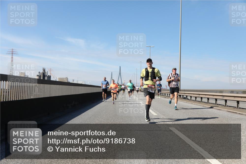 03.10.2025 - Köhlbrandbrückenlauf Yannick Fuchs http://msf.ph/oto/9186738 03.10.2025 11:45:06 Position 3  meine-sportfotos.de