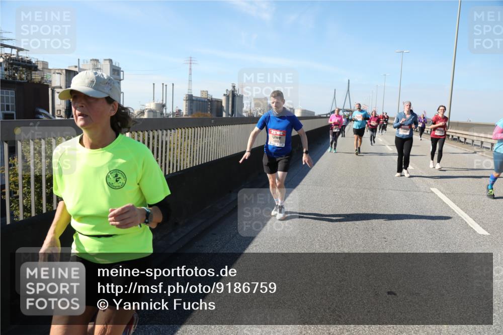 03.10.2025 - Köhlbrandbrückenlauf Yannick Fuchs http://msf.ph/oto/9186759 03.10.2025 12:05:56 Position 3  meine-sportfotos.de