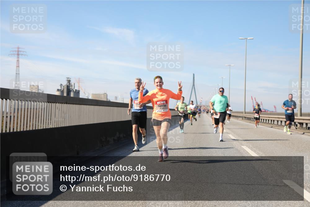 03.10.2025 - Köhlbrandbrückenlauf Yannick Fuchs http://msf.ph/oto/9186770 03.10.2025 11:45:08 Position 3 4095 meine-sportfotos.de