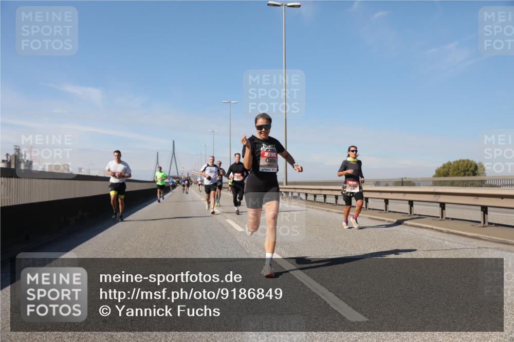03.10.2025 - Köhlbrandbrückenlauf Yannick Fuchs http://msf.ph/oto/9186849 03.10.2025 11:45:13 Position 3  meine-sportfotos.de