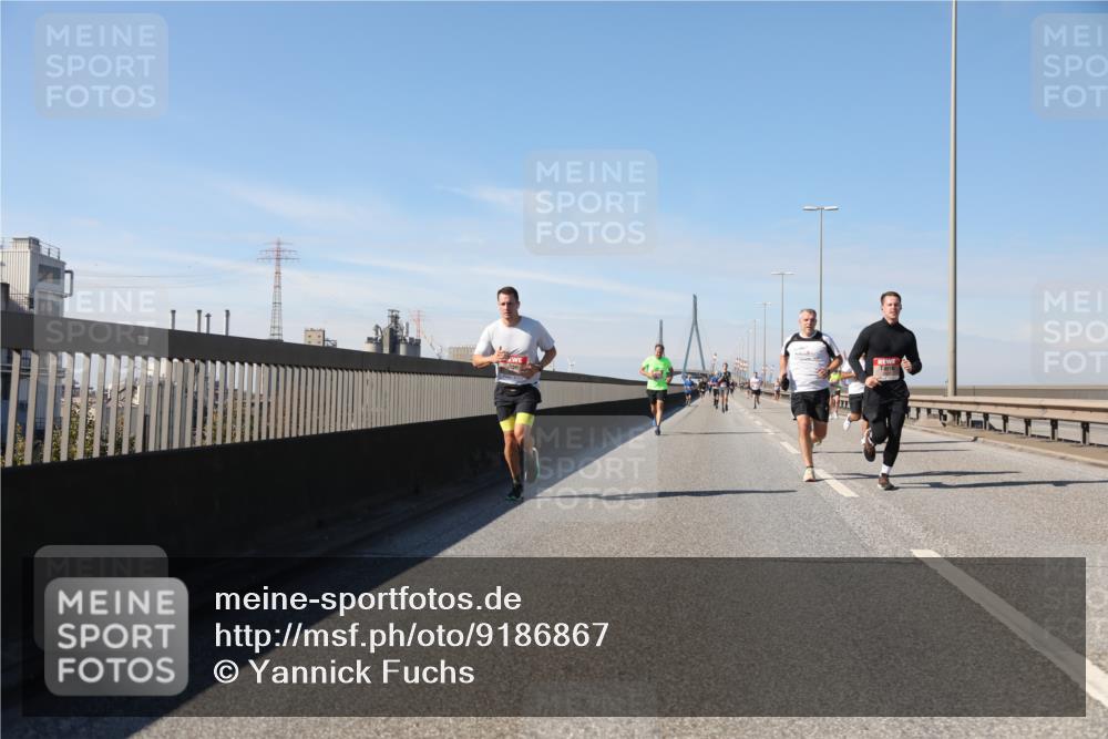 03.10.2025 - Köhlbrandbrückenlauf Yannick Fuchs http://msf.ph/oto/9186867 03.10.2025 11:45:14 Position 3  meine-sportfotos.de