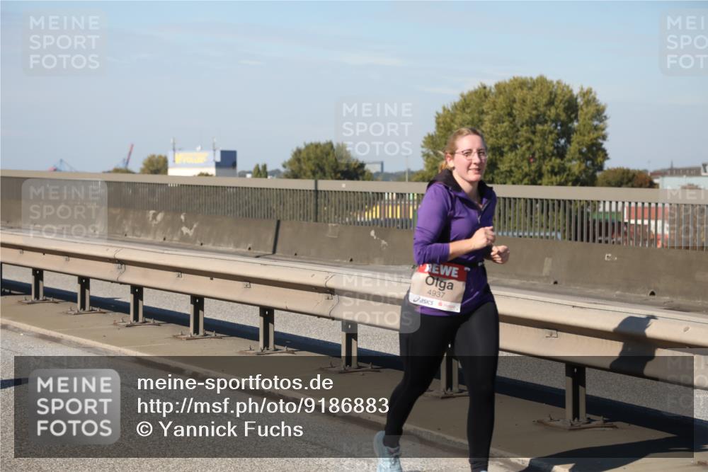 03.10.2025 - Köhlbrandbrückenlauf Yannick Fuchs http://msf.ph/oto/9186883 03.10.2025 12:06:04 Position 3 4937 meine-sportfotos.de