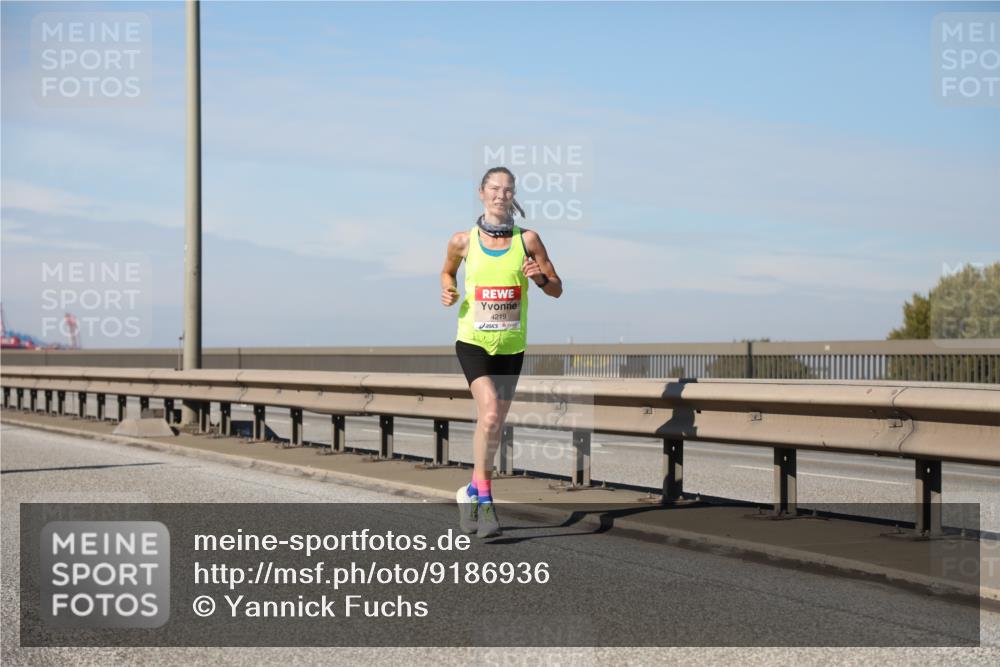 03.10.2025 - Köhlbrandbrückenlauf Yannick Fuchs http://msf.ph/oto/9186936 03.10.2025 11:45:20 Position 3 4219 meine-sportfotos.de