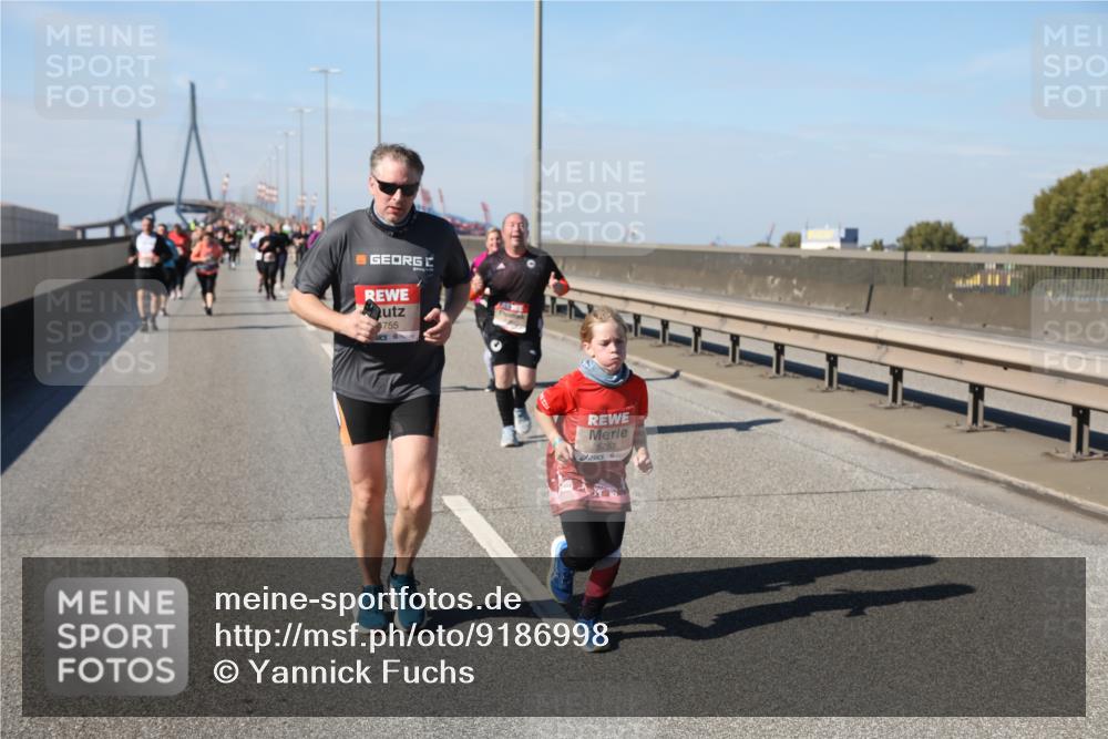 03.10.2025 - Köhlbrandbrückenlauf Yannick Fuchs http://msf.ph/oto/9186998 03.10.2025 12:06:12 Position 3 755, 5757 meine-sportfotos.de