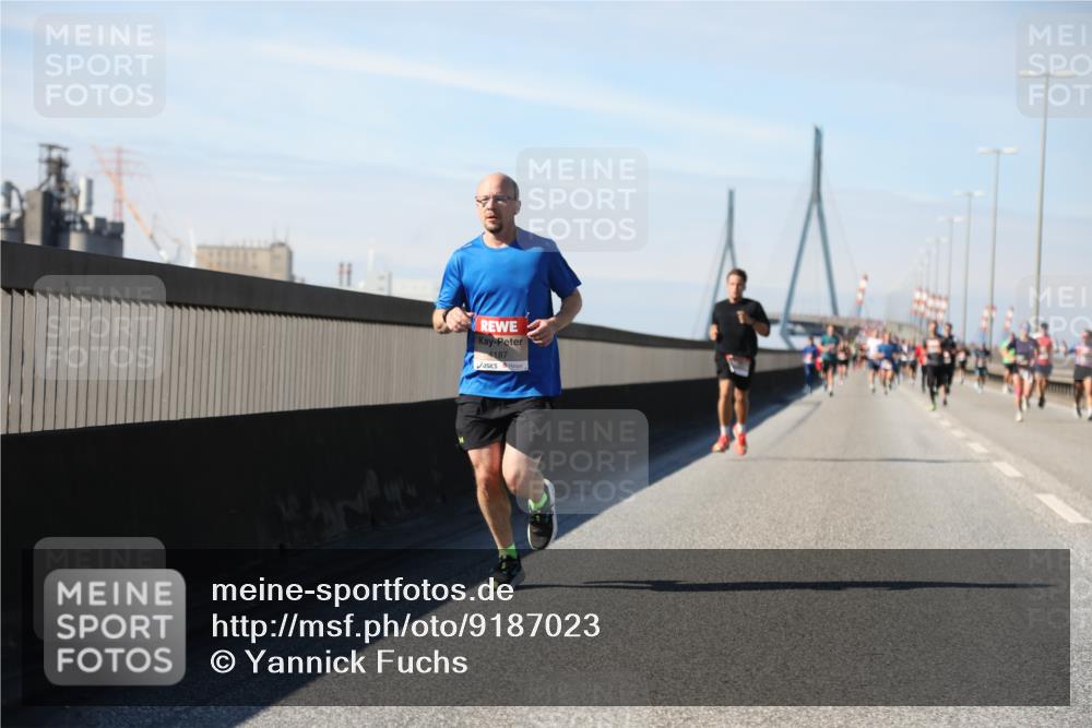 03.10.2025 - Köhlbrandbrückenlauf Yannick Fuchs http://msf.ph/oto/9187023 03.10.2025 11:45:28 Position 3 4187 meine-sportfotos.de