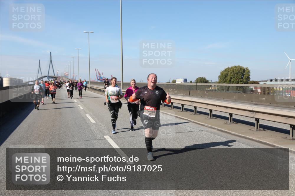 03.10.2025 - Köhlbrandbrückenlauf Yannick Fuchs http://msf.ph/oto/9187025 03.10.2025 12:06:14 Position 3  meine-sportfotos.de