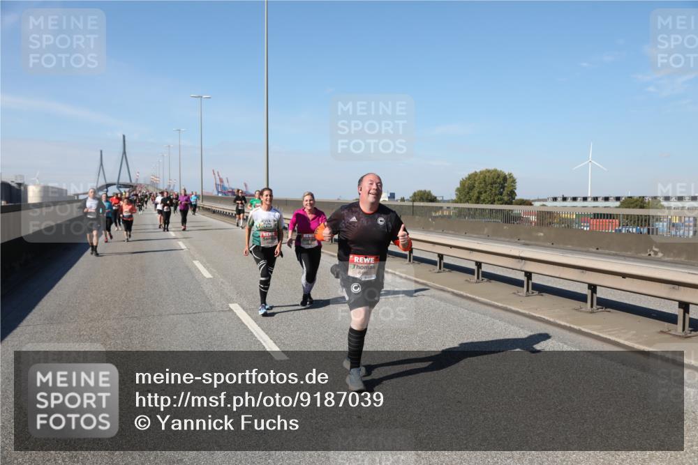 03.10.2025 - Köhlbrandbrückenlauf Yannick Fuchs http://msf.ph/oto/9187039 03.10.2025 12:06:14 Position 3  meine-sportfotos.de