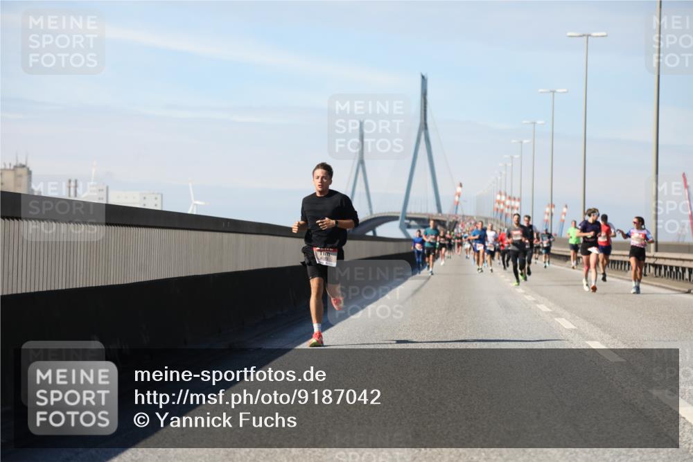03.10.2025 - Köhlbrandbrückenlauf Yannick Fuchs http://msf.ph/oto/9187042 03.10.2025 11:45:29 Position 3  meine-sportfotos.de