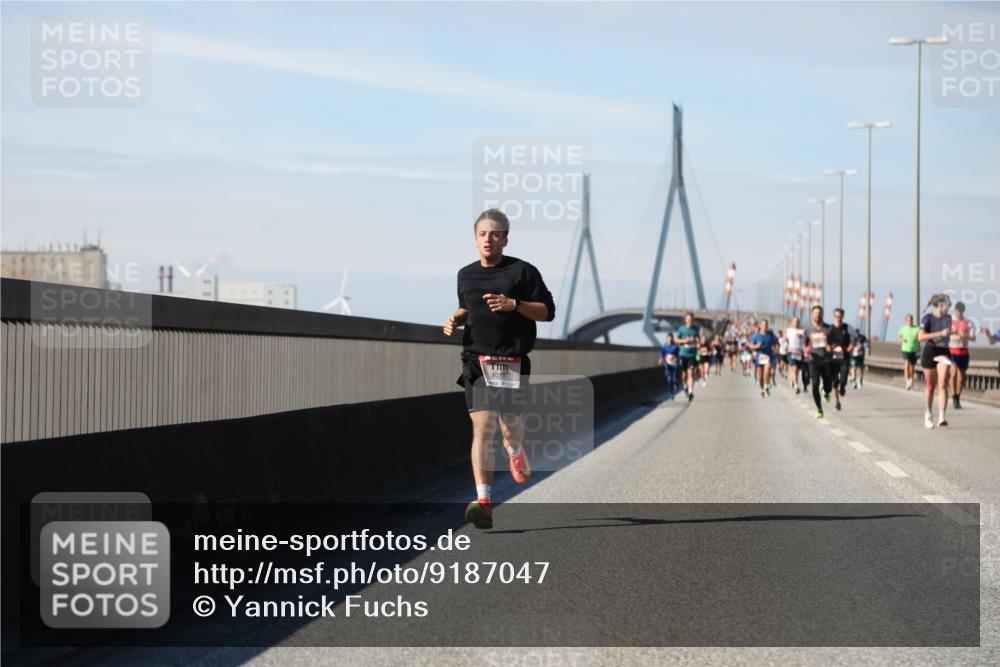 03.10.2025 - Köhlbrandbrückenlauf Yannick Fuchs http://msf.ph/oto/9187047 03.10.2025 11:45:30 Position 3 4073 meine-sportfotos.de