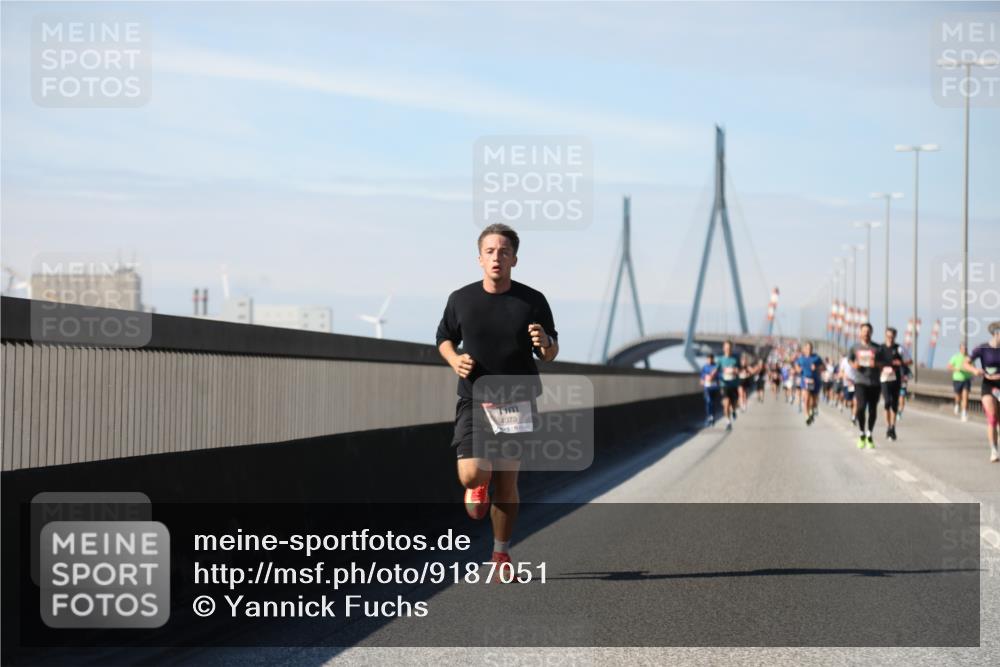 03.10.2025 - Köhlbrandbrückenlauf Yannick Fuchs http://msf.ph/oto/9187051 03.10.2025 11:45:30 Position 3  meine-sportfotos.de