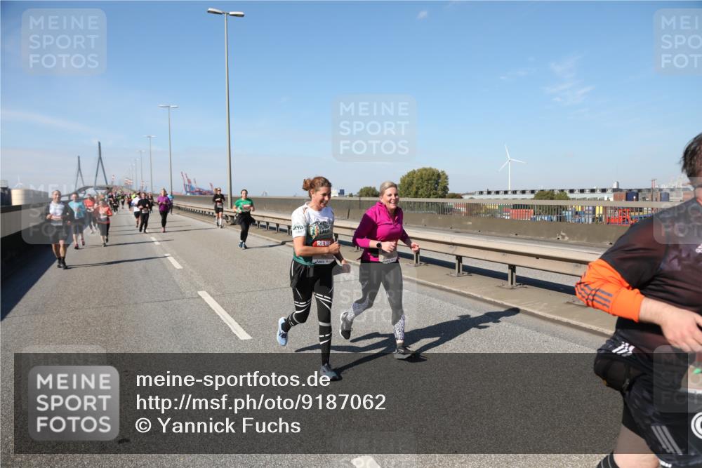 03.10.2025 - Köhlbrandbrückenlauf Yannick Fuchs http://msf.ph/oto/9187062 03.10.2025 12:06:16 Position 3  meine-sportfotos.de