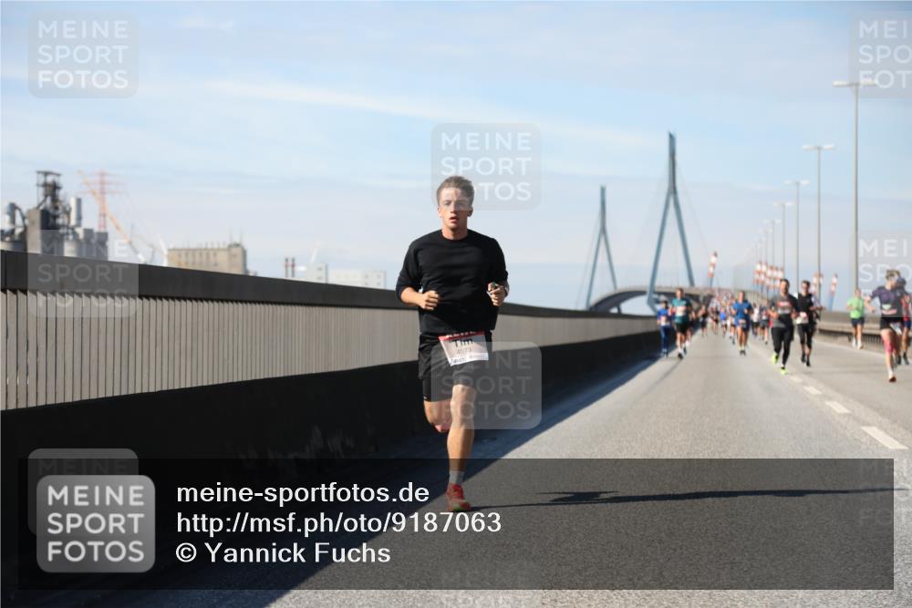 03.10.2025 - Köhlbrandbrückenlauf Yannick Fuchs http://msf.ph/oto/9187063 03.10.2025 11:45:31 Position 3 4073 meine-sportfotos.de