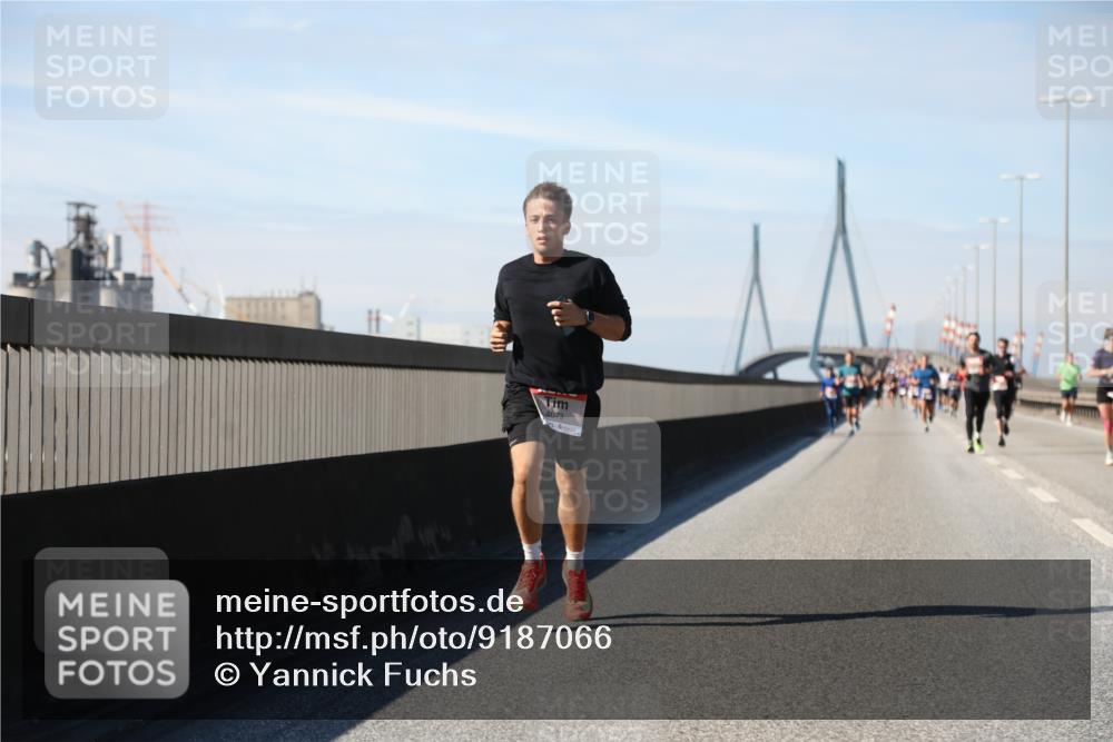 03.10.2025 - Köhlbrandbrückenlauf Yannick Fuchs http://msf.ph/oto/9187066 03.10.2025 11:45:31 Position 3 4073 meine-sportfotos.de