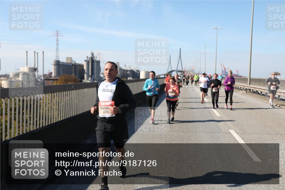 03.10.2025 - Köhlbrandbrückenlauf Yannick Fuchs http://msf.ph/oto/9187126 03.10.2025 12:06:19 Position 3 6118 meine-sportfotos.de