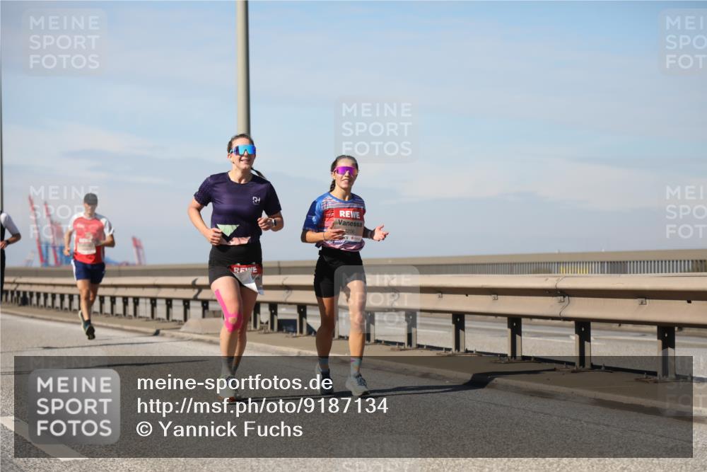 03.10.2025 - Köhlbrandbrückenlauf Yannick Fuchs http://msf.ph/oto/9187134 03.10.2025 11:45:37 Position 3 1206 meine-sportfotos.de