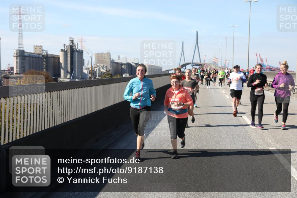 03.10.2025 - Köhlbrandbrückenlauf Yannick Fuchs http://msf.ph/oto/9187138 03.10.2025 12:06:20 Position 3 74 meine-sportfotos.de