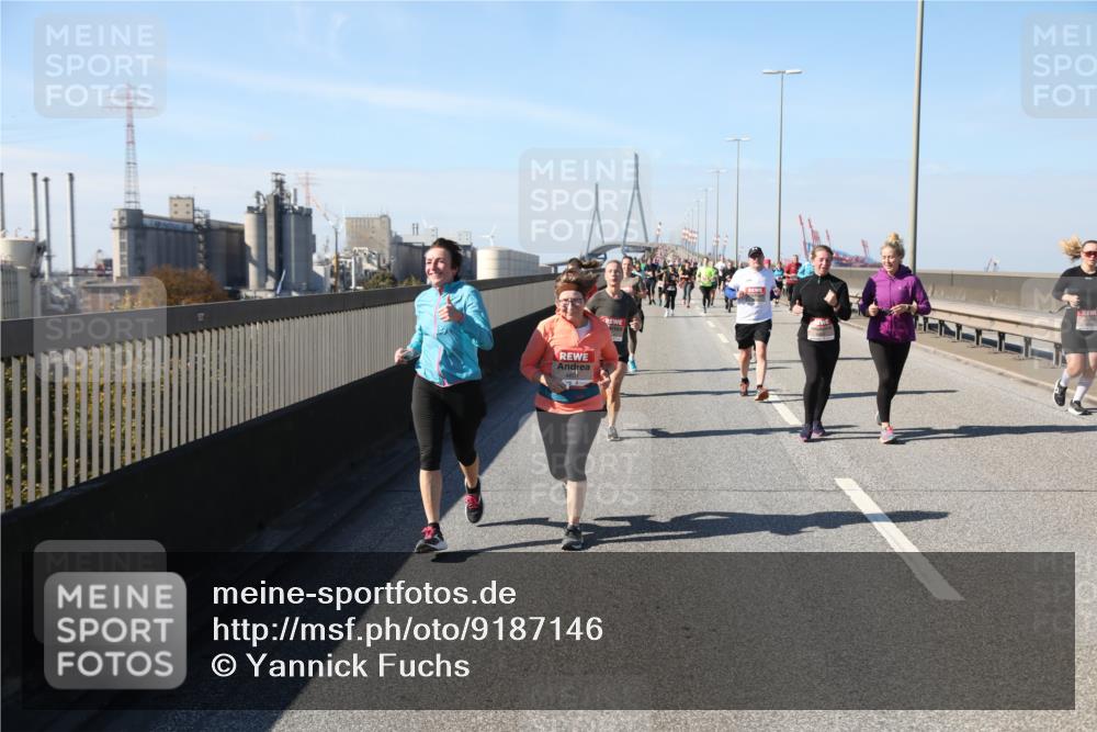 03.10.2025 - Köhlbrandbrückenlauf Yannick Fuchs http://msf.ph/oto/9187146 03.10.2025 12:06:20 Position 3  meine-sportfotos.de