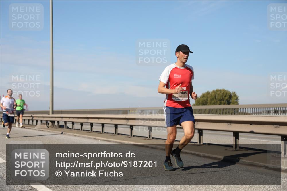 03.10.2025 - Köhlbrandbrückenlauf Yannick Fuchs http://msf.ph/oto/9187201 03.10.2025 11:45:42 Position 3 4024 meine-sportfotos.de
