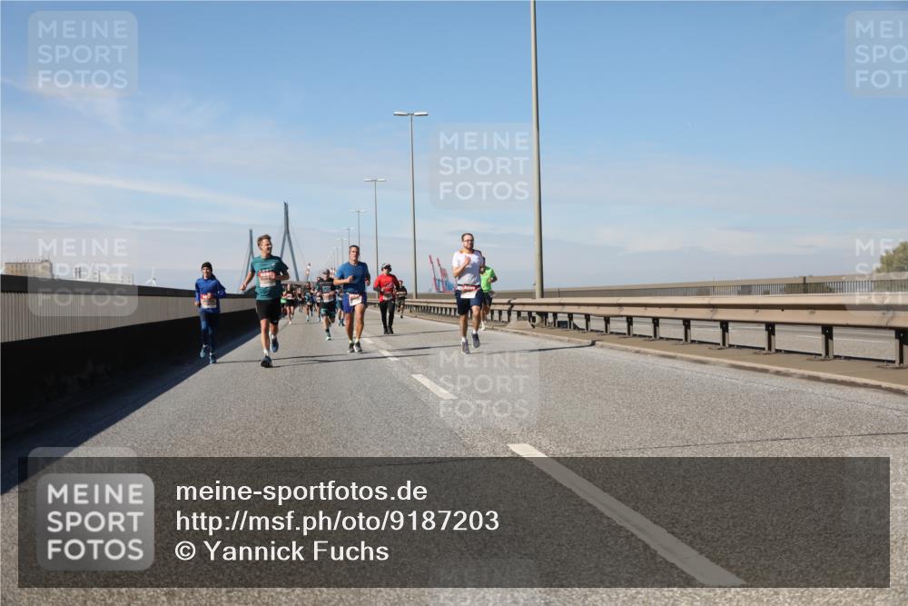 03.10.2025 - Köhlbrandbrückenlauf Yannick Fuchs http://msf.ph/oto/9187203 03.10.2025 11:45:43 Position 3  meine-sportfotos.de