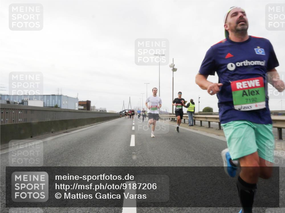 03.10.2025 - Köhlbrandbrückenlauf Matties Gatica Varas http://msf.ph/oto/9187206 03.10.2025 15:49:24 Position 3 7192 meine-sportfotos.de