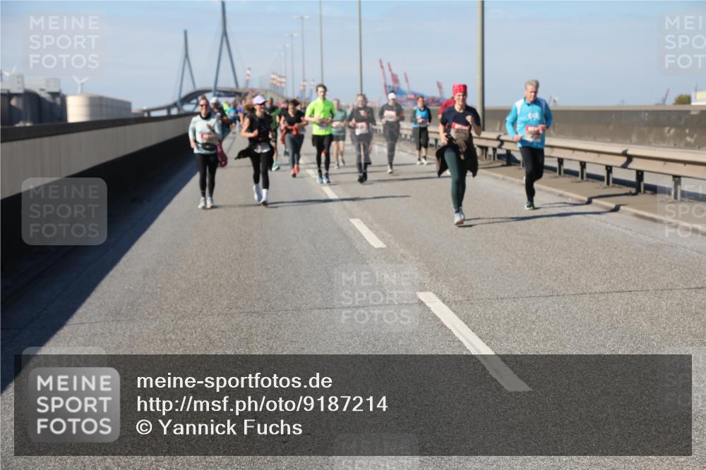 03.10.2025 - Köhlbrandbrückenlauf Yannick Fuchs http://msf.ph/oto/9187214 03.10.2025 12:06:27 Position 3  meine-sportfotos.de