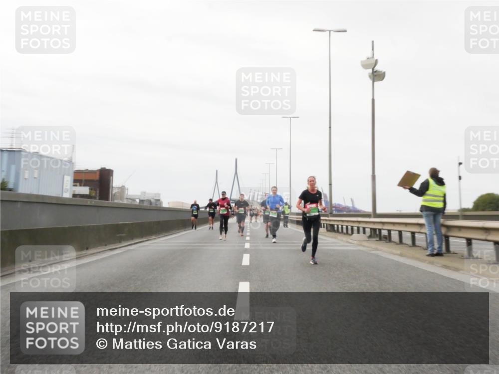 03.10.2025 - Köhlbrandbrückenlauf Matties Gatica Varas http://msf.ph/oto/9187217 03.10.2025 15:49:27 Position 3  meine-sportfotos.de