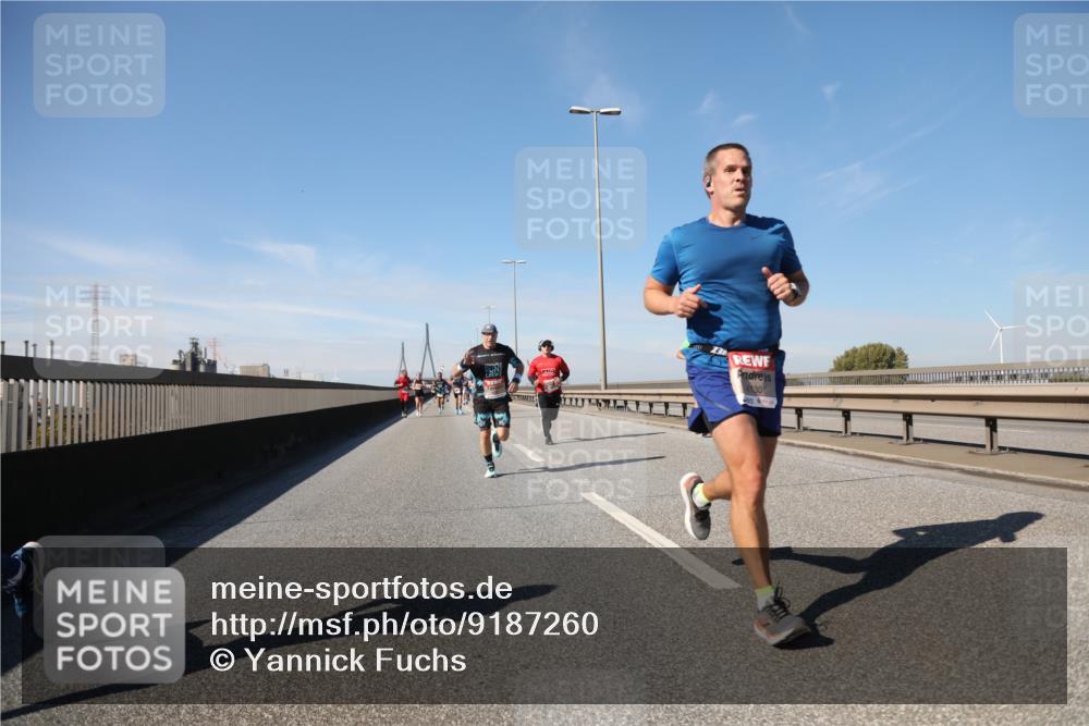 03.10.2025 - Köhlbrandbrückenlauf Yannick Fuchs http://msf.ph/oto/9187260 03.10.2025 11:45:47 Position 3 3, 4130 meine-sportfotos.de