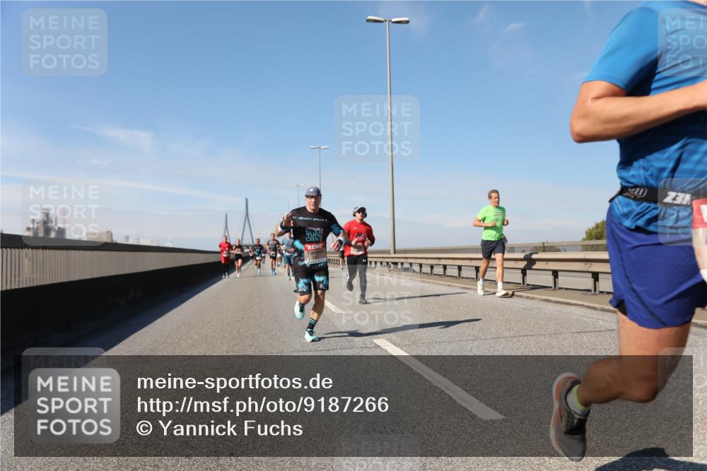 03.10.2025 - Köhlbrandbrückenlauf Yannick Fuchs http://msf.ph/oto/9187266 03.10.2025 11:45:47 Position 3 2 meine-sportfotos.de
