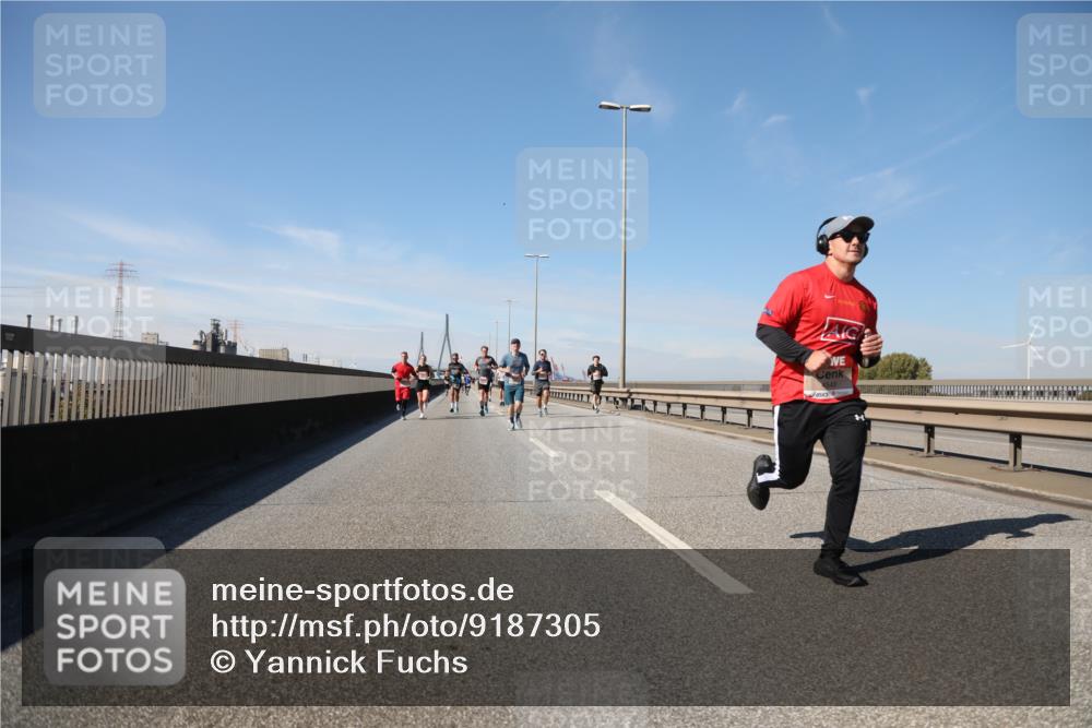 03.10.2025 - Köhlbrandbrückenlauf Yannick Fuchs http://msf.ph/oto/9187305 03.10.2025 11:45:49 Position 3 4543 meine-sportfotos.de