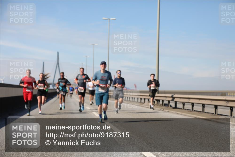 03.10.2025 - Köhlbrandbrückenlauf Yannick Fuchs http://msf.ph/oto/9187315 03.10.2025 11:45:50 Position 3  meine-sportfotos.de