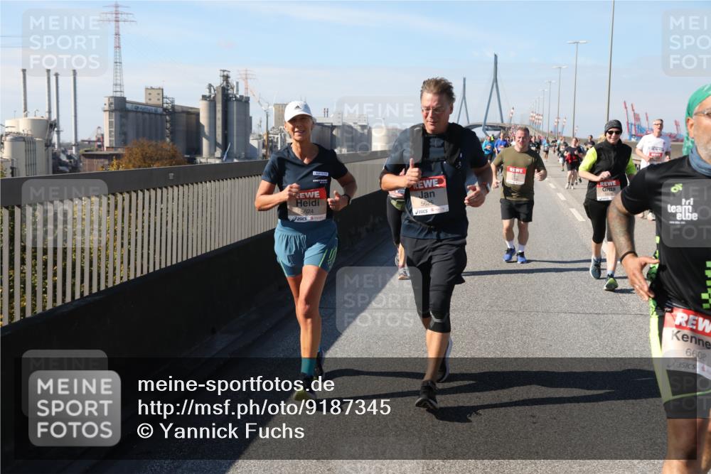 03.10.2025 - Köhlbrandbrückenlauf Yannick Fuchs http://msf.ph/oto/9187345 03.10.2025 12:06:36 Position 3 5624, 5625, 6608 meine-sportfotos.de