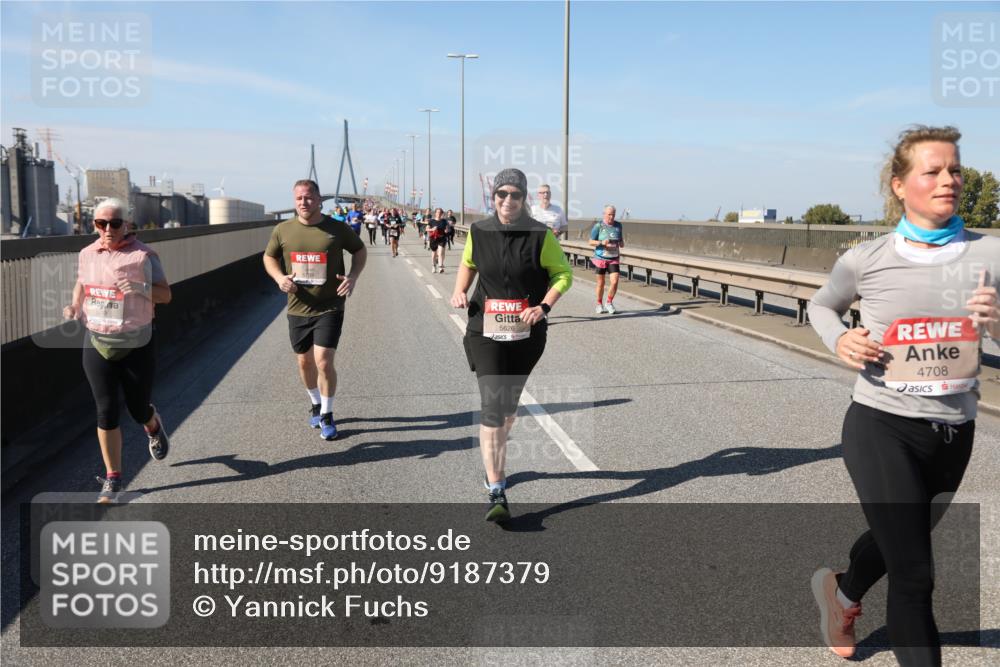 03.10.2025 - Köhlbrandbrückenlauf Yannick Fuchs http://msf.ph/oto/9187379 03.10.2025 12:06:38 Position 3 5626, 4708 meine-sportfotos.de