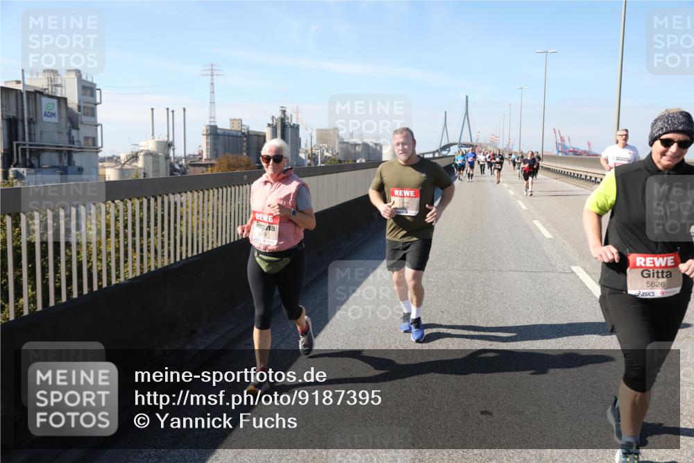 03.10.2025 - Köhlbrandbrückenlauf Yannick Fuchs http://msf.ph/oto/9187395 03.10.2025 12:06:39 Position 3 5626 meine-sportfotos.de