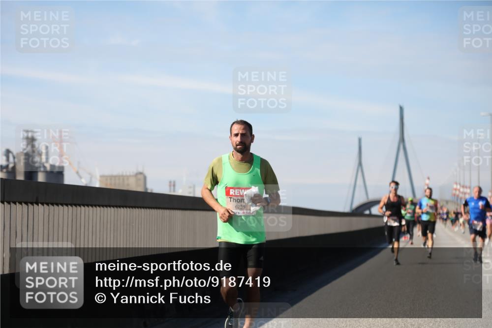 03.10.2025 - Köhlbrandbrückenlauf Yannick Fuchs http://msf.ph/oto/9187419 03.10.2025 11:45:57 Position 3 6235 meine-sportfotos.de