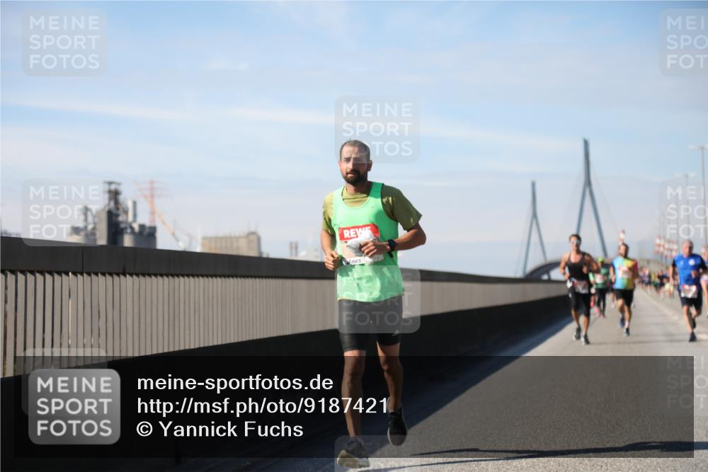 03.10.2025 - Köhlbrandbrückenlauf Yannick Fuchs http://msf.ph/oto/9187421 03.10.2025 11:45:57 Position 3  meine-sportfotos.de