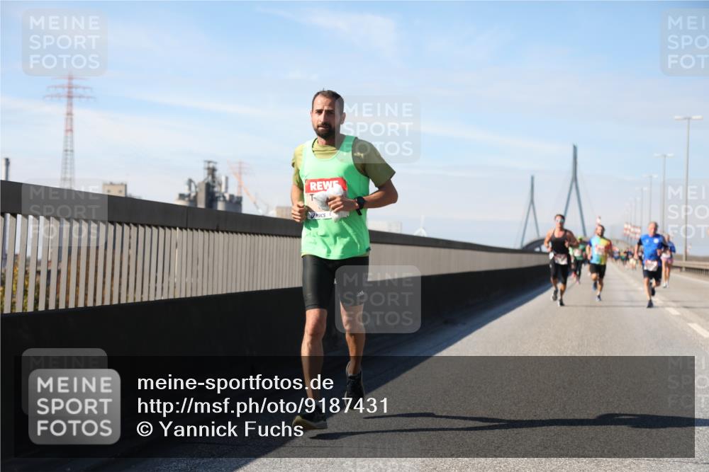 03.10.2025 - Köhlbrandbrückenlauf Yannick Fuchs http://msf.ph/oto/9187431 03.10.2025 11:45:58 Position 3  meine-sportfotos.de