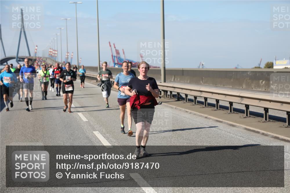 03.10.2025 - Köhlbrandbrückenlauf Yannick Fuchs http://msf.ph/oto/9187470 03.10.2025 12:06:44 Position 3  meine-sportfotos.de