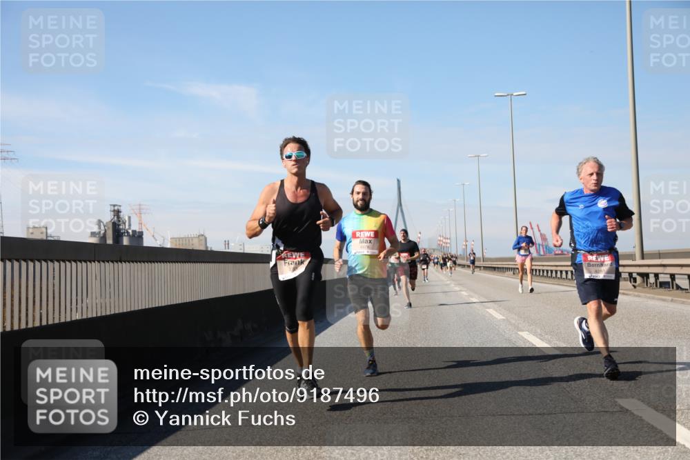 03.10.2025 - Köhlbrandbrückenlauf Yannick Fuchs http://msf.ph/oto/9187496 03.10.2025 11:46:02 Position 3 6478, 4281 meine-sportfotos.de